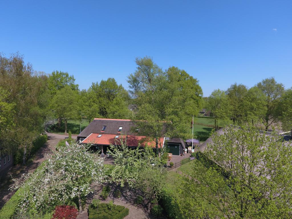 Rheezerstee Bed & Breakfast Exterior photo